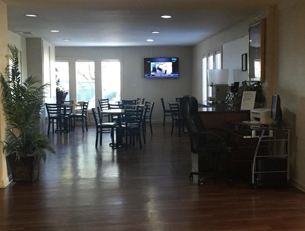Americas Best Value Inn Austin Zewnętrze zdjęcie