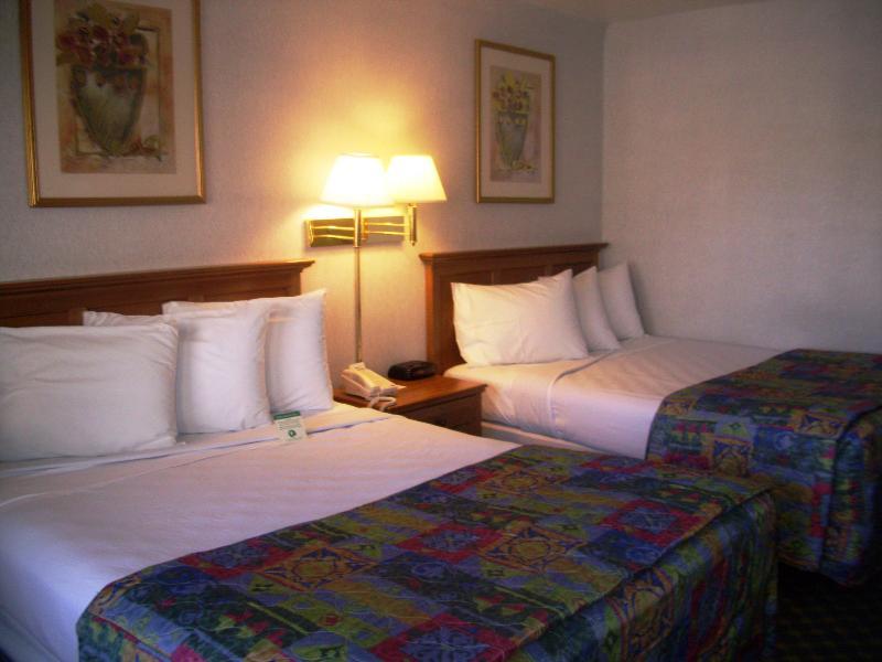 Americas Best Value Inn Austin Zewnętrze zdjęcie